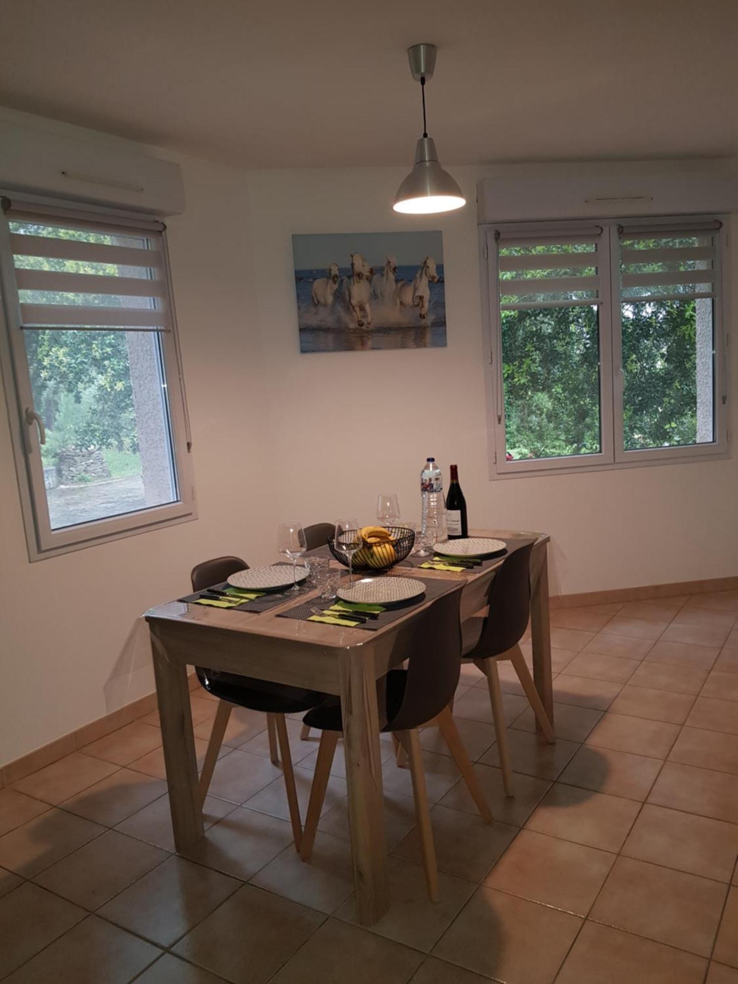 Maison Au Calme Castillon-du-Gard